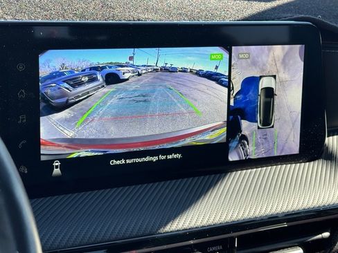 Certified 2025 Nissan Kicks SR w/ SR Premium Package image 23