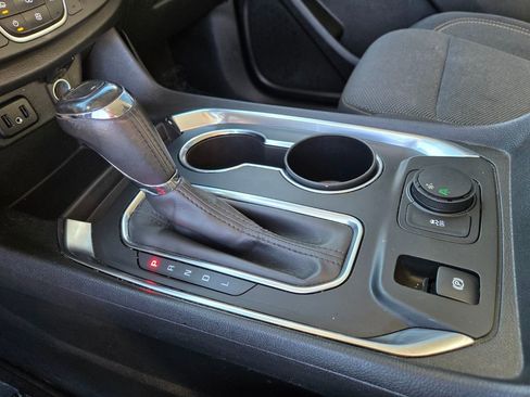 Used 2019 Chevrolet Traverse LT w/ LPO, Cargo Package image 27