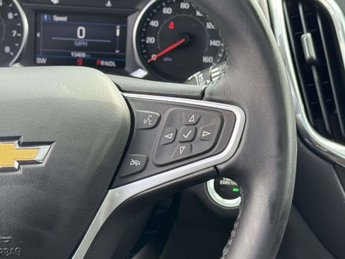 Used 2022 Chevrolet Equinox LT AWD/4WD image 8