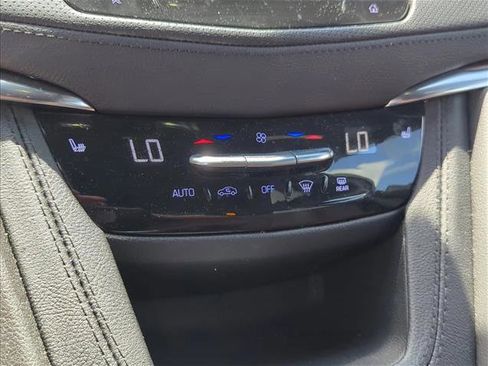 Used 2023 Cadillac XT5 Premium Luxury w/ Technology Package FWD image 12