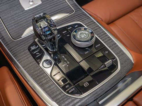 New 2026 BMW ALPINA XB7 AWD/4WD image 19