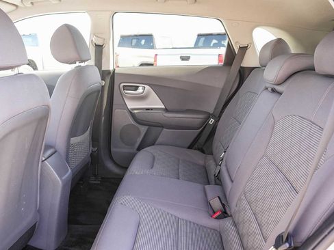 Used 2019 Kia Niro LX FWD image 17