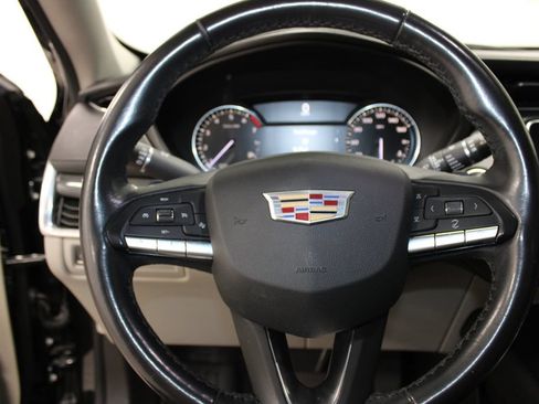 Used 2020 Cadillac XT4 Premium Luxury FWD image 29