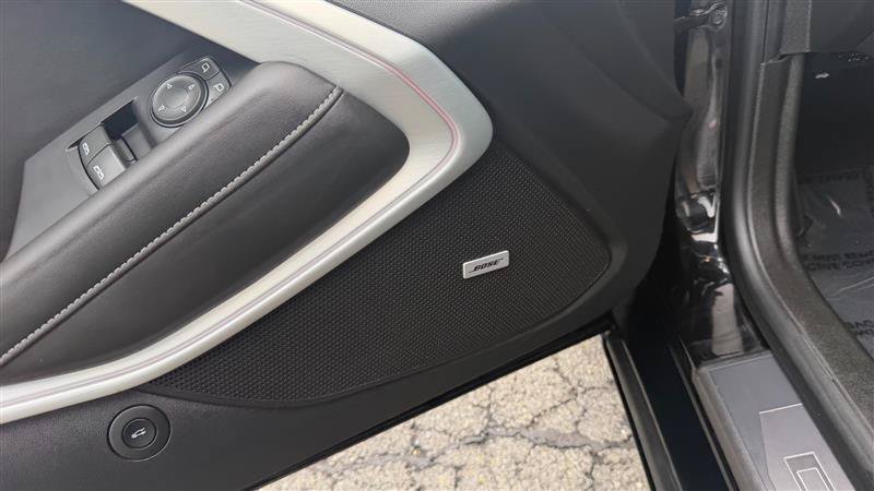Used 2020 Chevrolet Camaro SS RWD image 18