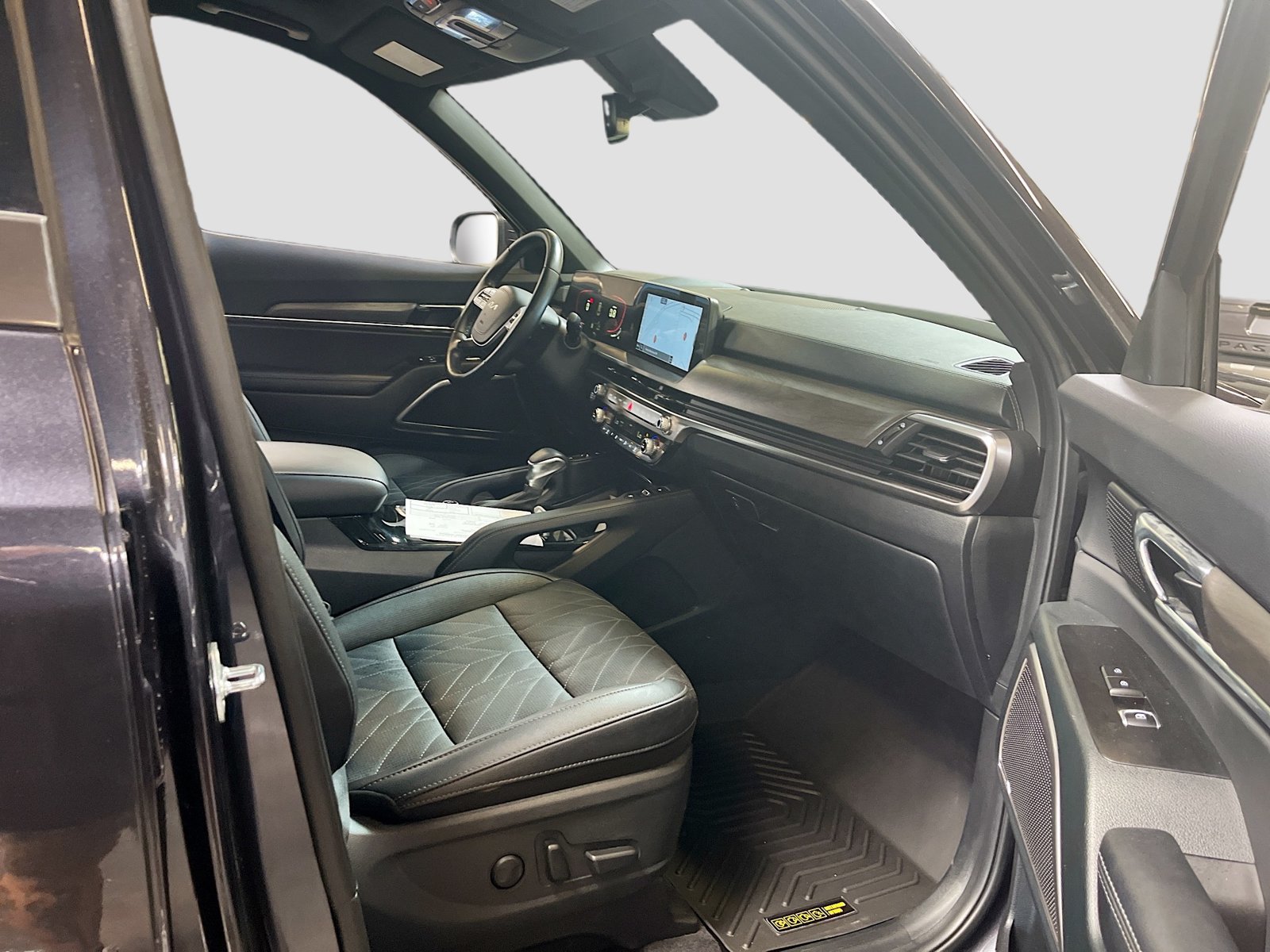 Used 2025 Kia Telluride EX X-Line AWD/4WD image 31
