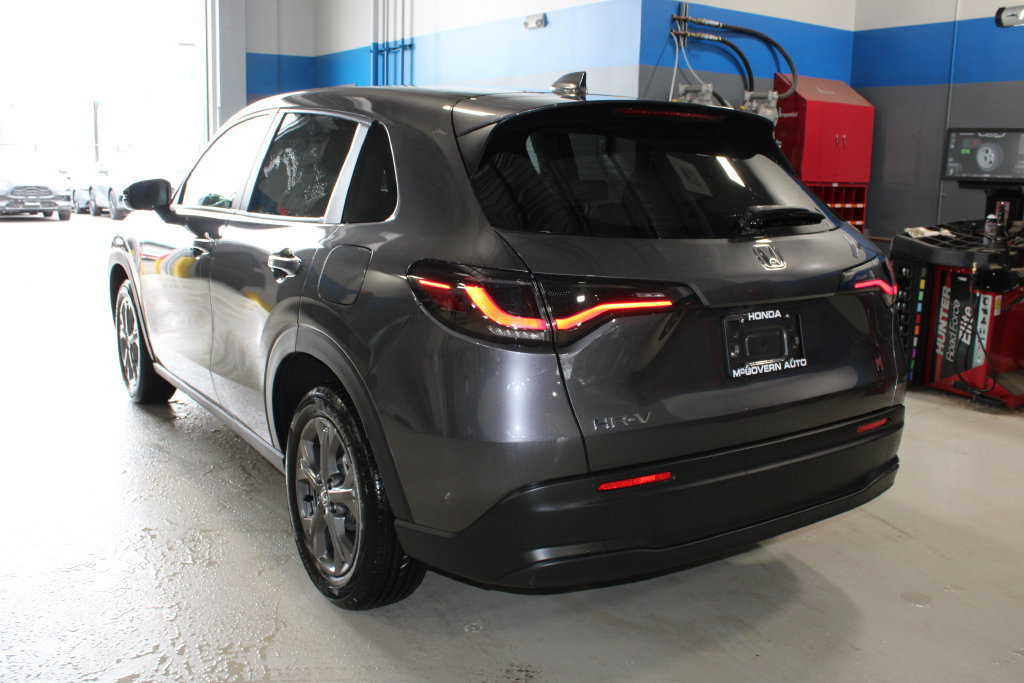 New 2027 Honda HR-V LX image 9