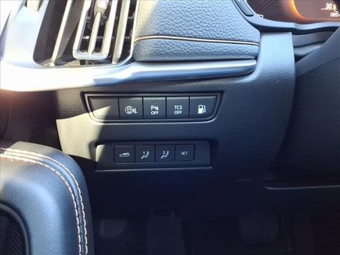 Used 2025 MAZDA CX-70 Plug-In Hybrid w/ Premium Pkg image 21