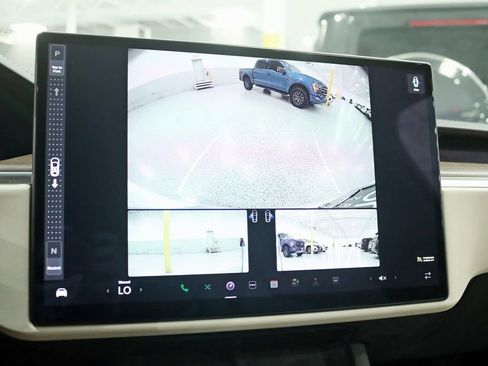 Used 2022 Tesla Model X AWD/4WD image 17
