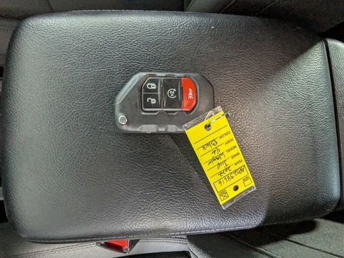 Used 2022 Jeep Wrangler Unlimited Sport w/ Sun And Sound Package AWD/4WD image 27