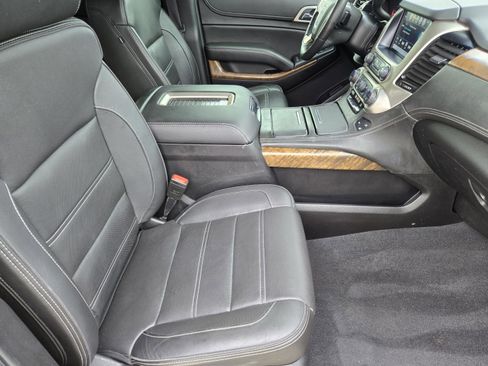 Used 2019 GMC Yukon Denali w/ Denali Ultimate Package AWD/4WD image 10