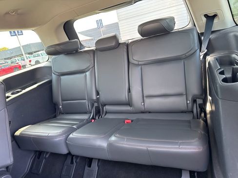 Used 2025 Ford Expedition Active AWD/4WD image 10