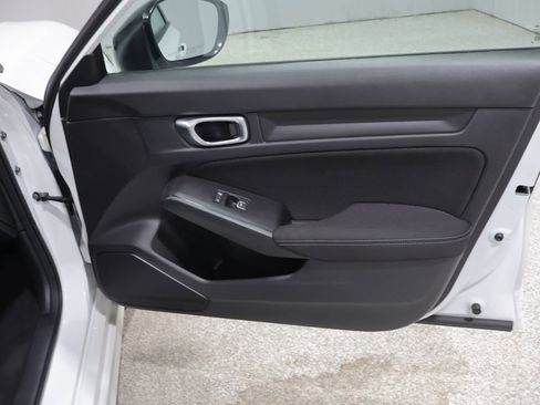 Used 2023 Honda Civic Sport image 23