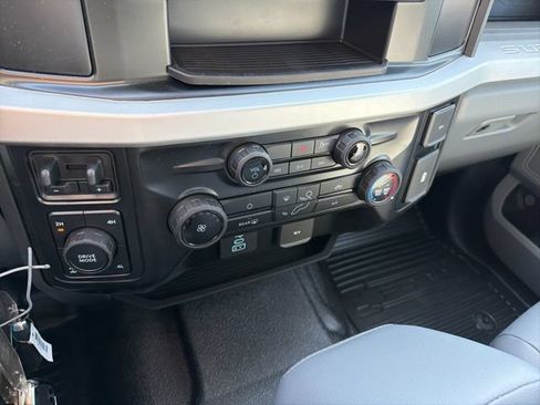 New 2026 Ford F350 XL w/ XL Chrome Package AWD/4WD image 23