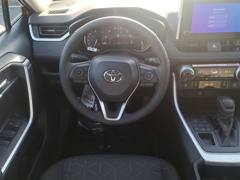 New 2025 Toyota RAV4 XLE w/ Convenience Package image 17