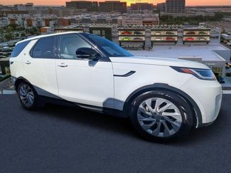 Used 2025 Land Rover Discovery S video 1