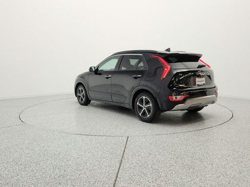 Used 2023 Kia Niro FWD image 7
