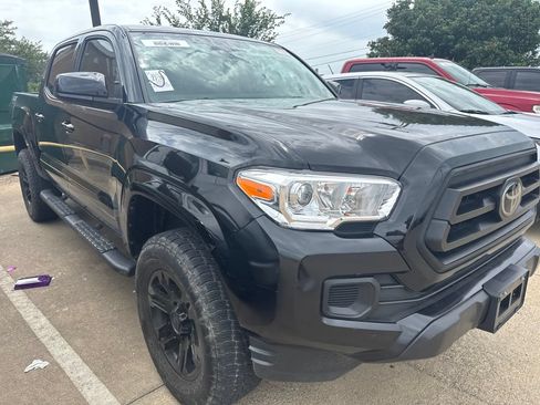 Used 2022 Toyota Tacoma SR w/ SR Convenience Package RWD image 3