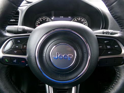 Used 2022 Jeep Renegade Latitude w/ Convenience Group image 15