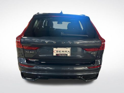 Used 2024 Volvo XC60 B5 Plus w/ Climate Package AWD/4WD image 5