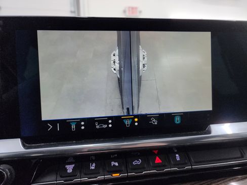 Used 2024 Chevrolet Silverado 3500 LT w/ All Star Edition image 23