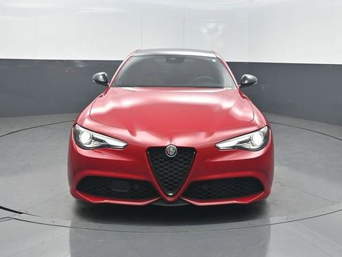 Used 2023 Alfa Romeo Giulia Veloce image 35