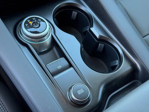 New 2026 Ford Explorer Active image 18