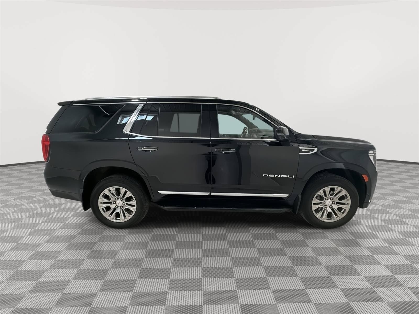 Used 2022 GMC Yukon Denali AWD/4WD image 6