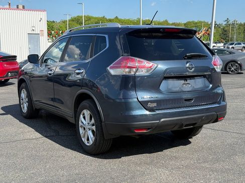 Used 2016 Nissan Rogue SV AWD/4WD image 3