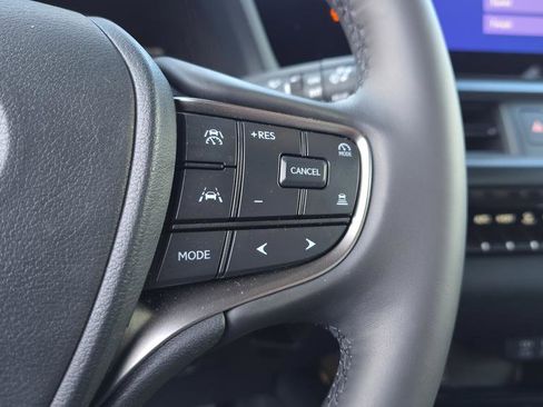 Certified 2025 Lexus UX 300h AWD w/ Accessory Package (Z2) image 23