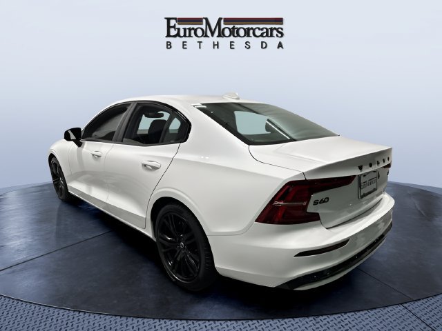 Used 2023 Volvo S60 B5 Plus w/ Climate Package AWD/4WD image 3