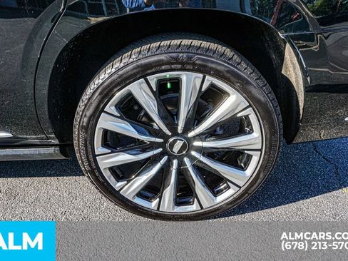 Used 2026 Cadillac Escalade Luxury w/ Touring Package AWD/4WD image 19