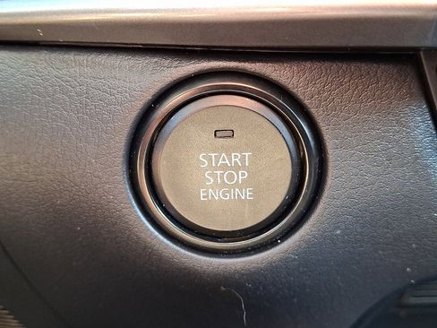 Used 2024 MAZDA CX-30 AWD 2.5 S w/ Select Sport Pkg image 21