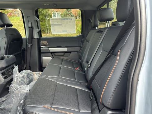 New 2026 Ford F350 Lariat w/ Black Appearance Package image 15