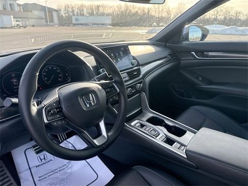 Used 2019 Honda Accord Sport image 21
