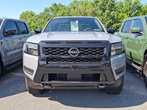 New 2026 Nissan Frontier SV w/ SV Convenience Package AWD/4WD image 2