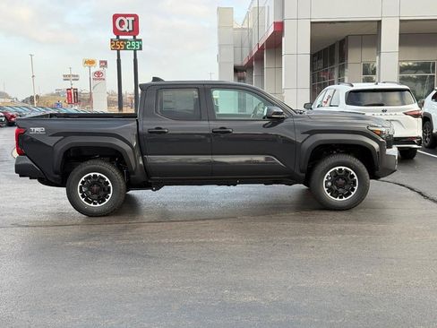 New 2026 Toyota Tacoma TRD Off-Road image 2