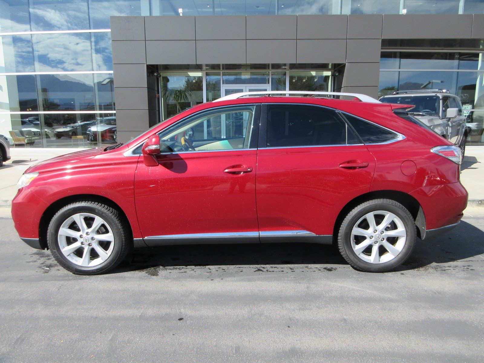 Used 2011 Lexus RX 350 AWD w/ Premium Pkg image 3