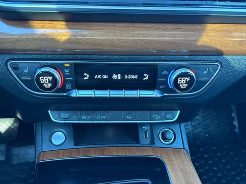 Used 2021 Audi Q5 2.0T Premium w/ Convenience Package image 26