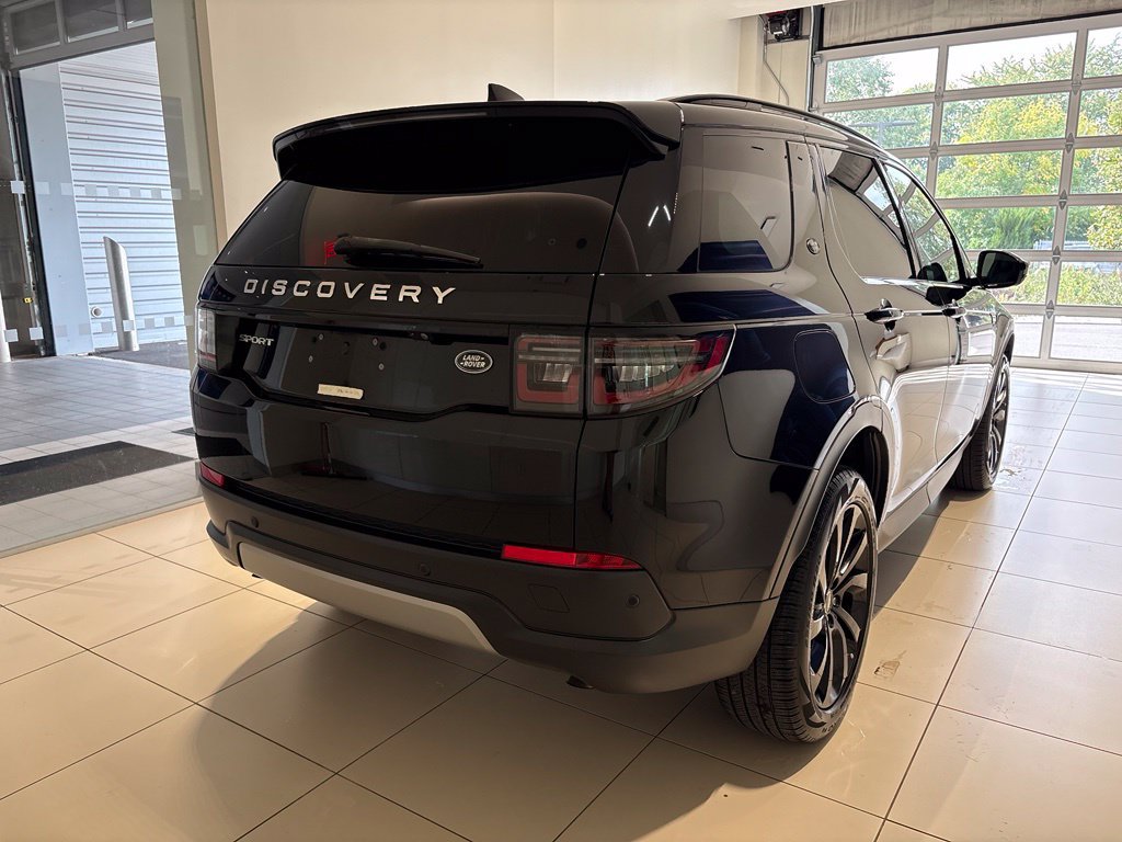 Used 2023 Land Rover Discovery Sport SE AWD/4WD image 4
