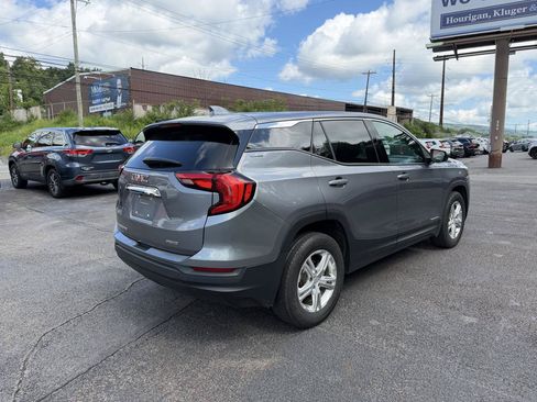 Used 2020 GMC Terrain SLE w/ LPO, Floor Liner Package AWD/4WD image 4