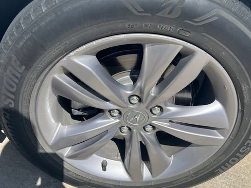 Used 2023 Acura MDX SH-AWD image 4