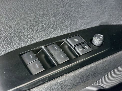 Used 2026 Toyota Camry LE FWD image 26