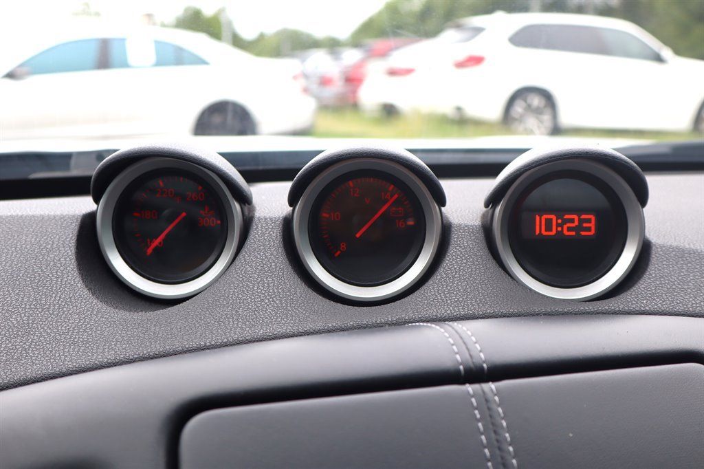 Used 2012 Nissan 370Z Coupe RWD image 18