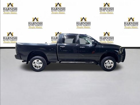Used 2017 RAM 2500 Tradesman w/ Chrome Appearance Group AWD/4WD image 5