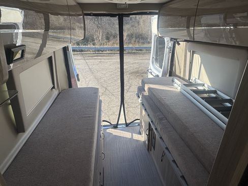 Used 2022 RAM ProMaster 3500 w/ Lane Management Group image 12