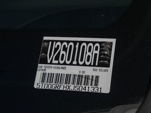 Used 2018 Toyota Highlander Limited Platinum AWD/4WD image 32