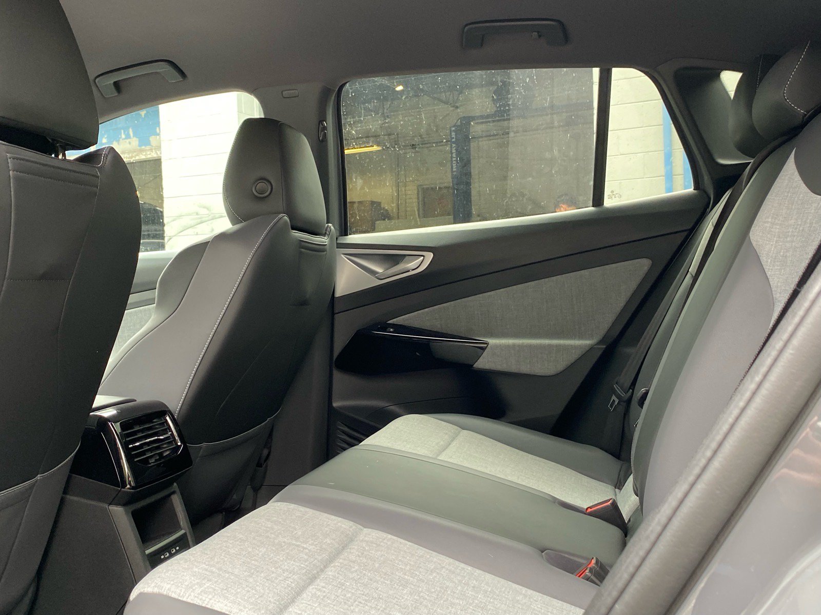 Certified 2023 Volkswagen ID.4 Pro RWD image 16