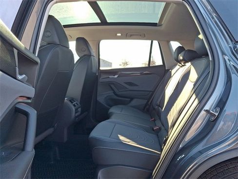 New 2026 Volkswagen Tiguan SE image 5