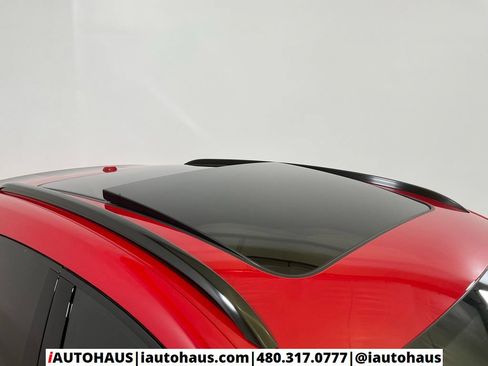 Used 2021 Porsche Macan S AWD/4WD image 37