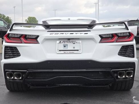 Used 2024 Chevrolet Corvette Stingray Premium Cpe w/ Z51 Performance Package RWD image 19